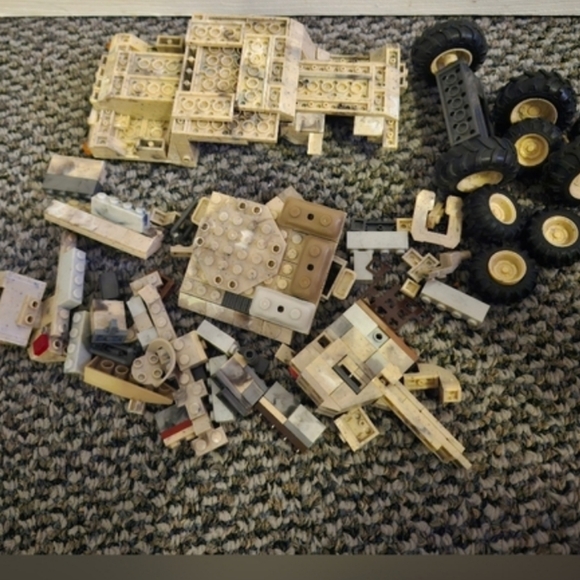 Lego Army Jeep - Picture 3 of 4